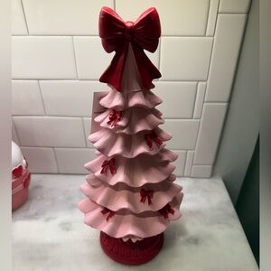 Merry Christmas, Pink Christmas Tree with Red Bows brand new nwt